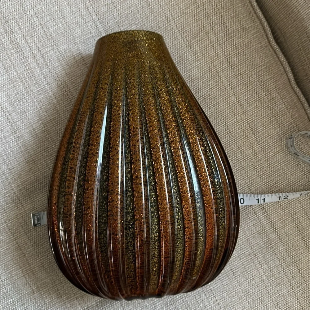 Sasaki Italian Crystal Vase Hand Crafted Marea 11” Tear Drop Ribbed Tiger’s Eye
